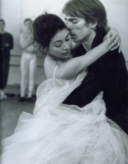 Rudolf Noureev et Margot Fonteyn dans Marguerite et Armand - 1963 - répétition - Michael Peto - University of Dundee Archives